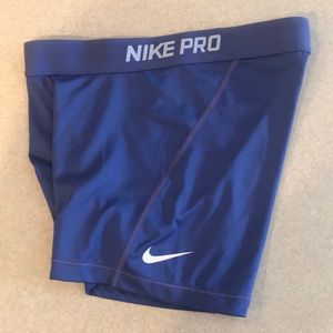 *SOLD*Like New Nike bike shorts Sz M